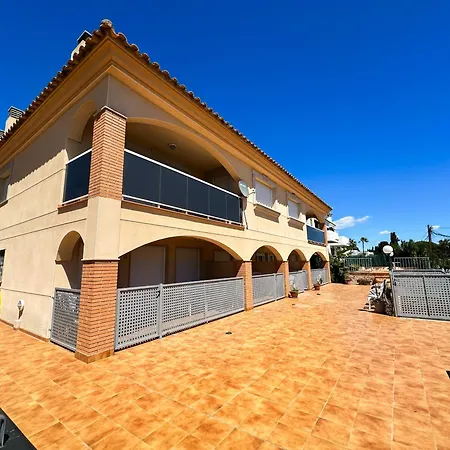 Acogedor Cerca De La Playa Wifi Y Parking Apartment Mont-roig del Camp